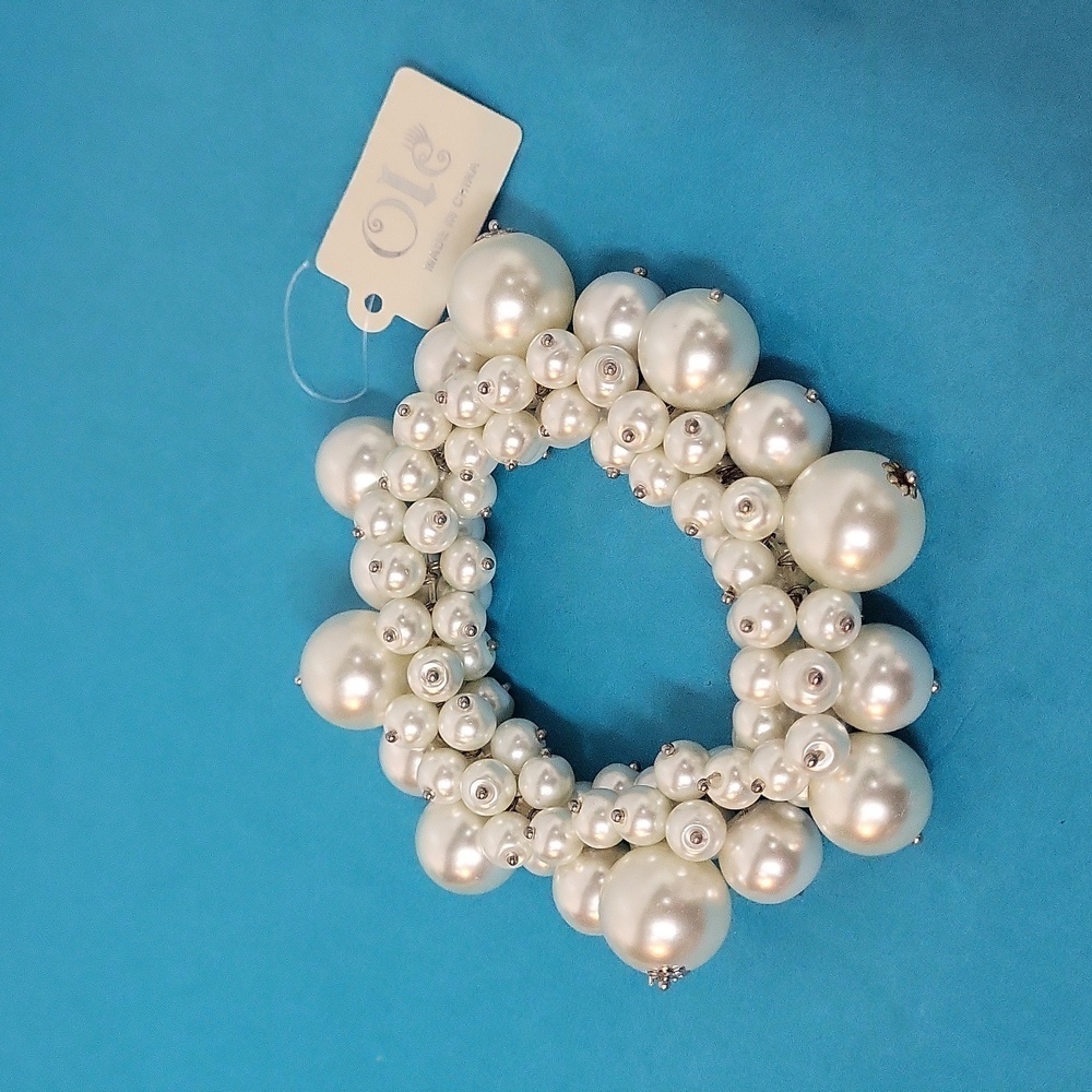 NWOT Ole Pearl Bracelet